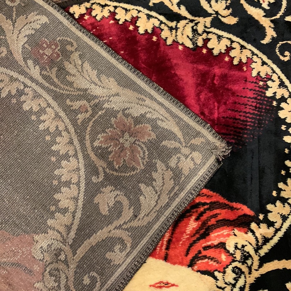 Vintage Sacred Heart of Jesus Tapestry - Picture 2 of 8